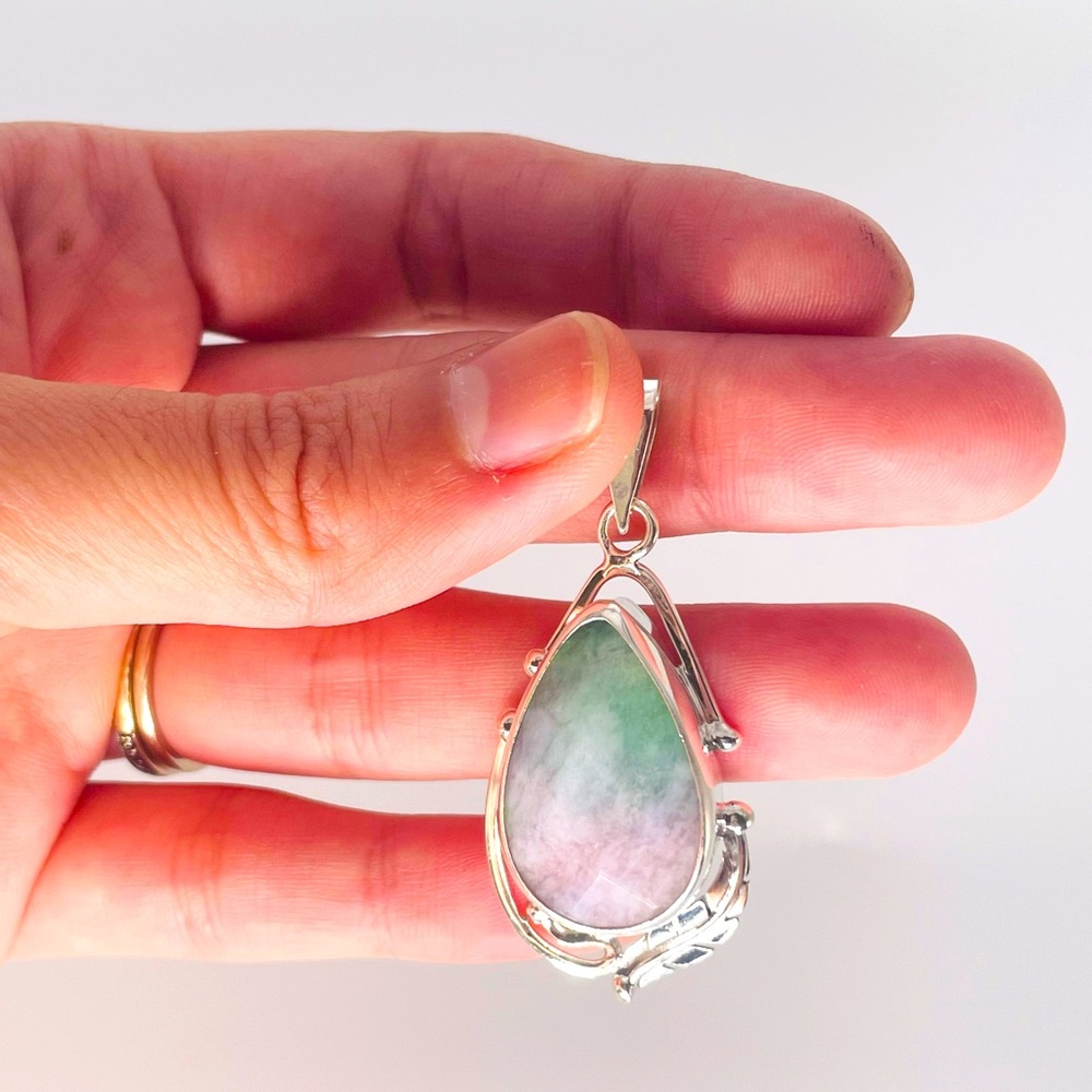 Sterling silver pendant with natural stone. Watermelon tourmaline faceted.
